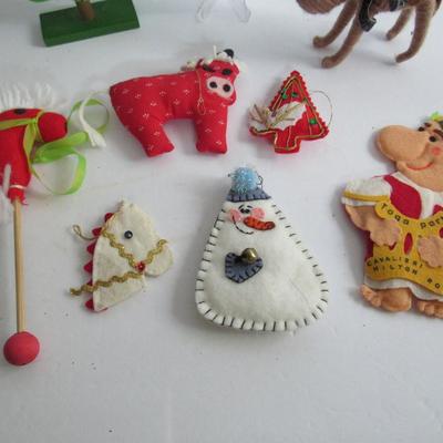 Older Felt Christmas Ornament Lot