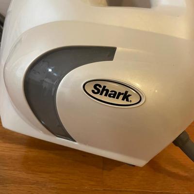 SHARK Multi Purpose Steamer