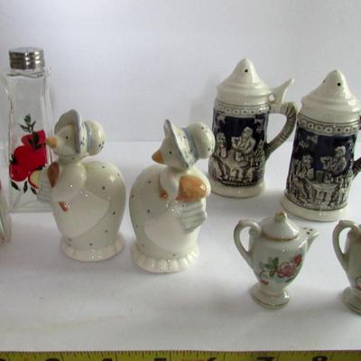Lot of Older Salt and Pepper Sets