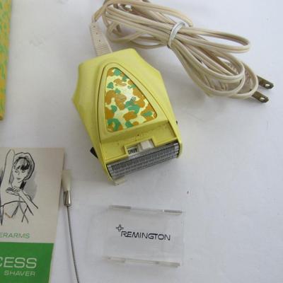 Vintage Ladies Remington Princess Shaver, 1970s, Works!