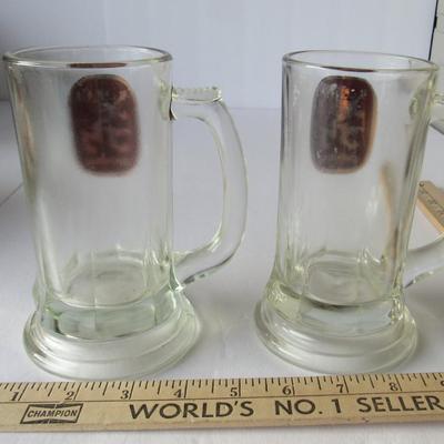 Lot 218:  Vintage Old Style Beer Tray and 2 Lowenbrau Glasses