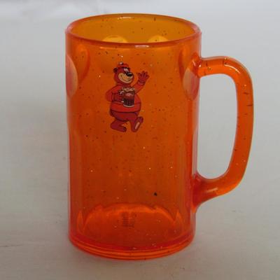 Fun Lot A & W Mugs, Glass, and Miniature Plastic