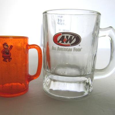Fun Lot A & W Mugs, Glass, and Miniature Plastic