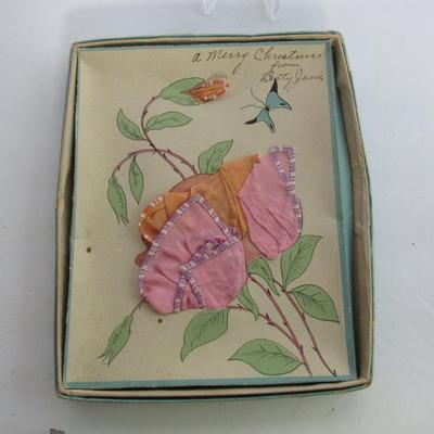 Interesting Ladies Hankies Gift Card in Box