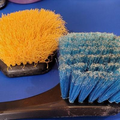 Auto Chemicals & Cleaning Brushes