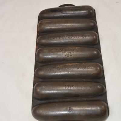 Antique Wagner Ware Corn Bread Mold