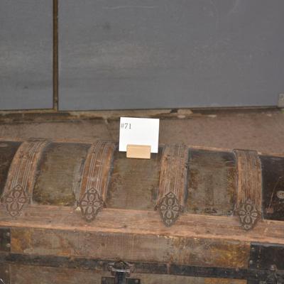 Antique Saratoga Style Trunk with Insert