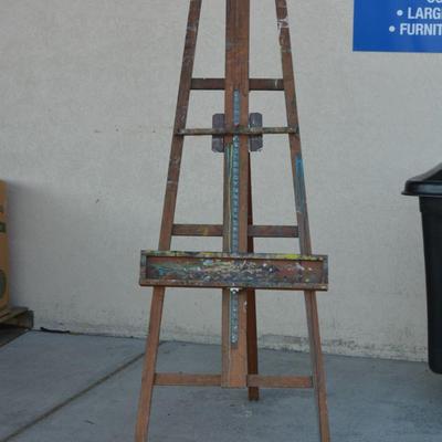 Very Vintage Painters Easel