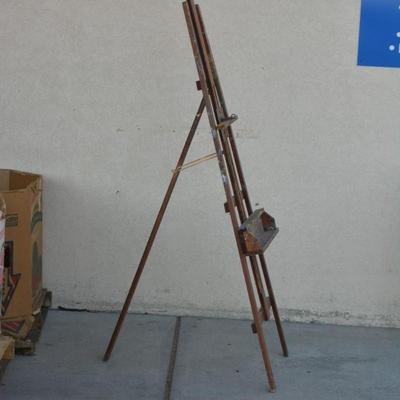 Very Vintage Painters Easel