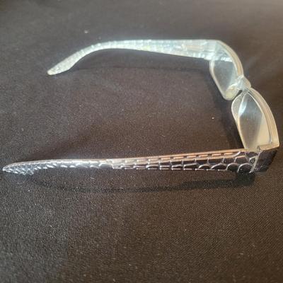 Women's Fashion Eye Glasses, Louis Vuitton Umbrella and More (G-DW)