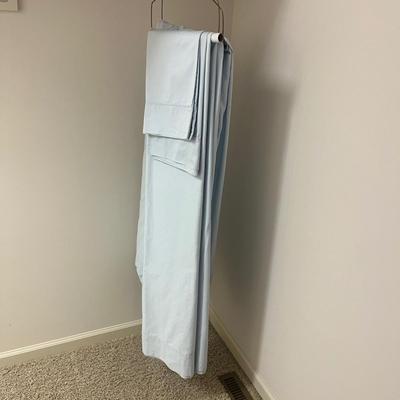 Queen Bed Linens & Blankets (B1-MG)