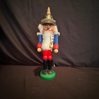 Lenox Christmas Ornaments, Sleigh Bells and More! (LR-KL)