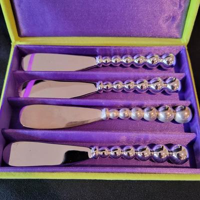 Nieman Marcus Butter Knives, Marble Lazy Susan and More (D-DW)