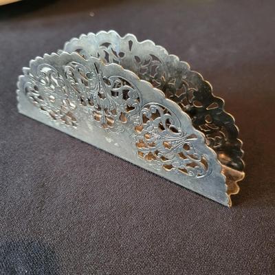 Nieman Marcus Butter Knives, Marble Lazy Susan and More (D-DW)