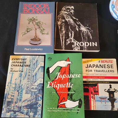 Japanese Lamp, Ceramics Figurines and More (D-DW)