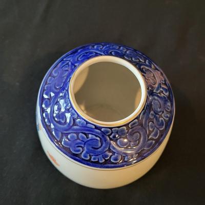 Japanese Lamp, Ceramics Figurines and More (D-DW)