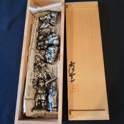 Japanese Lamp, Ceramics Figurines and More (D-DW)