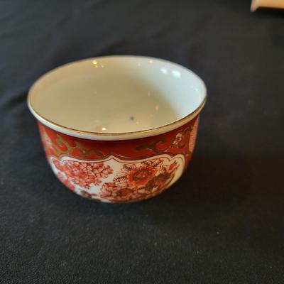 Japanese Lamp, Ceramics Figurines and More (D-DW)