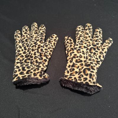 Ladies Ferragamo Scarf, Leather Gloves, Sashes, Belt  and Lingerie(LR-KL)