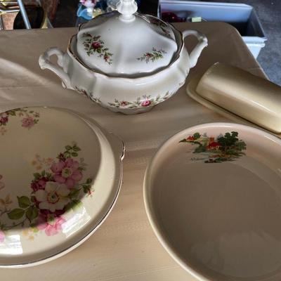 Casserole dishes and butter dish