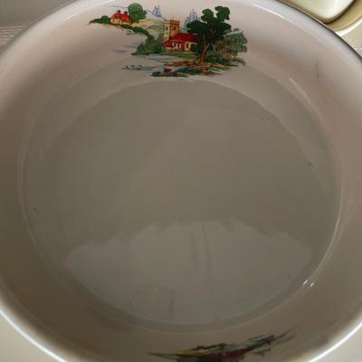 Casserole dishes and butter dish