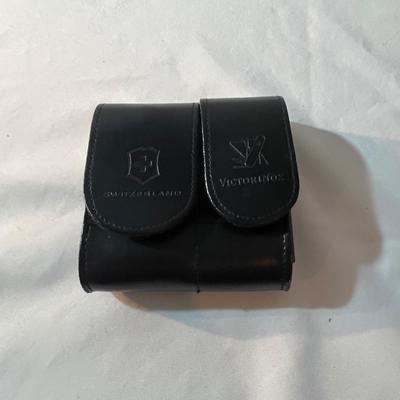 Victornox, Buck & More Knives (PC1-MG)