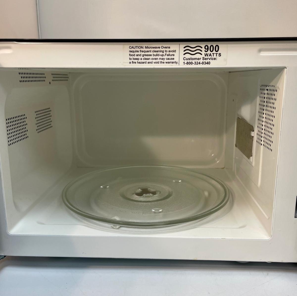 Countertop 900W Microwave Oven