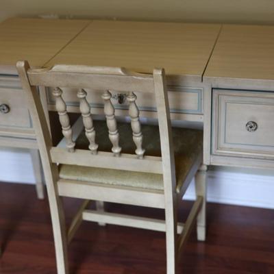 Mid-Century Modern Vanity Table