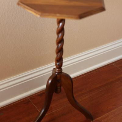 Octagonal Pedestal Table