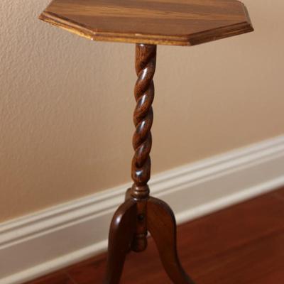 Octagonal Pedestal Table
