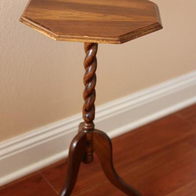 Octagonal Pedestal Table