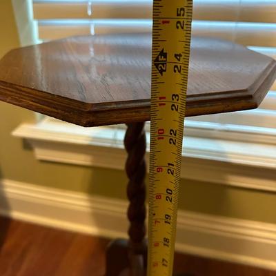 Octagonal Pedestal Table