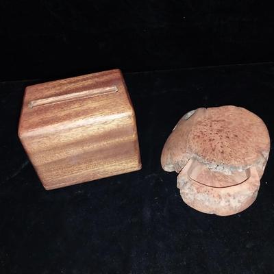 SMALL WOOD SLAB BOX AND A PUZZLE BOX?