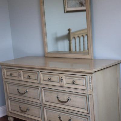Dixie (6) Drawer Dresser W/ Mirror