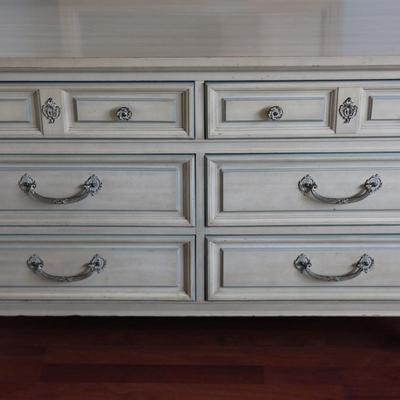Dixie (6) Drawer Dresser W/ Mirror