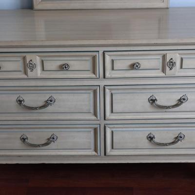 Dixie (6) Drawer Dresser W/ Mirror