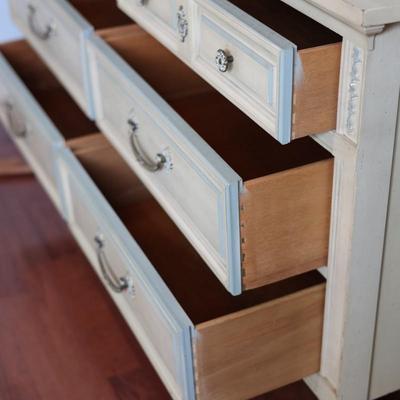 Dixie (6) Drawer Dresser W/ Mirror