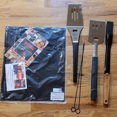 Grill Utensils with Grilling Mat & Pampered Chef
