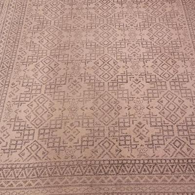 7'9" Ã— 9'6" Area Rug