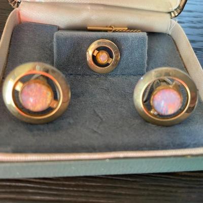 Vintage Wimmerâ€™s tie tac and cuff links