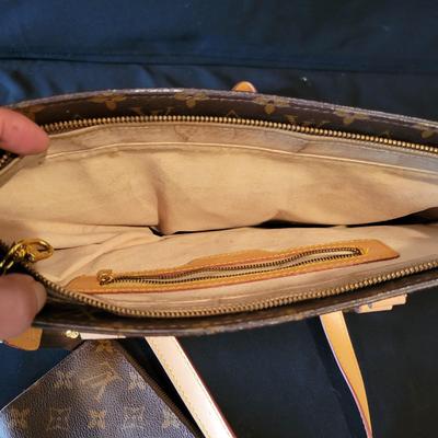 Louis Vuitton, Betseyville Handbags and More (DR-DW)