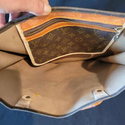 Louis Vuitton, Betseyville Handbags and More (DR-DW)