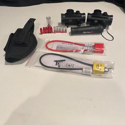 BSA Red Dot Scopes, Bog Pod & More Weapon Related Items (PC1-MG)