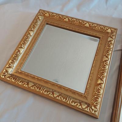 Mirrors and Vintage Artwork (DR-DW)