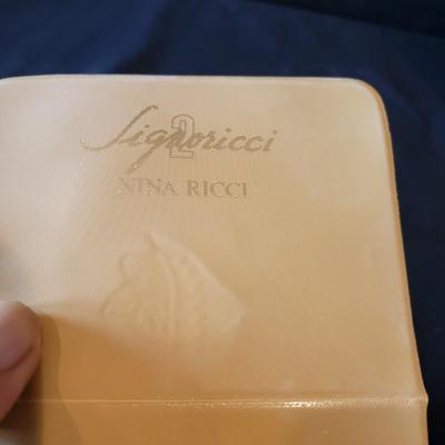 Bazaar Needlepoint and Nina Ricci Signoricci Perfume (L-DW)