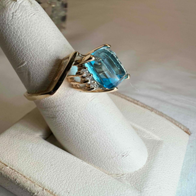 Diamond 14K Gold Ring With Blue Stone (PB2-RG)
