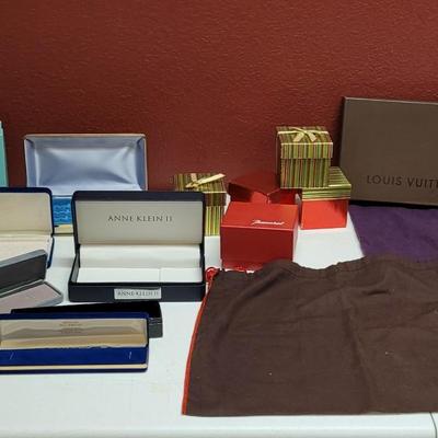 Jewelry & Luxury Boxes & Bags