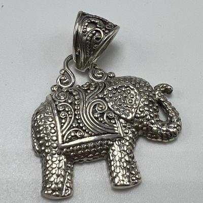 Assorted Elephant Jewelry. Incl. 925 and 14K (B3-MK)