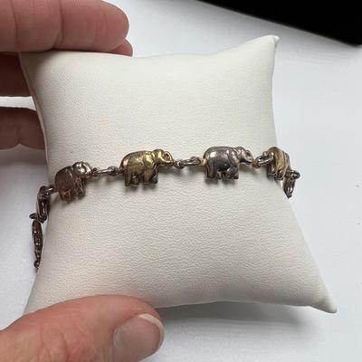 Assorted Elephant Jewelry. Incl. 925 and 14K (B3-MK)