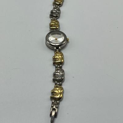 Assorted Elephant Jewelry. Incl. 925 and 14K (B3-MK)